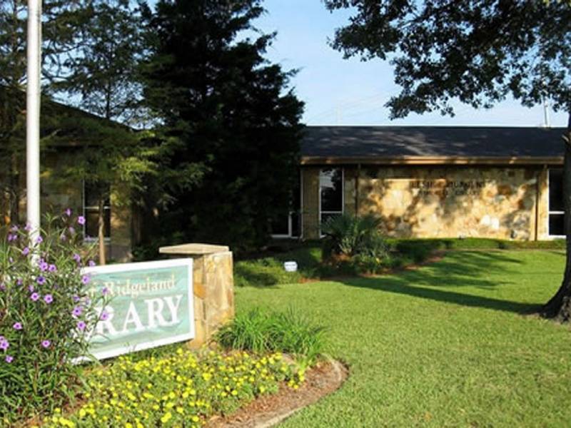 Ridgeland Public Library Photo Location